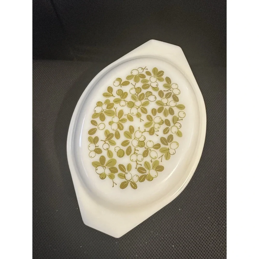 Pyrex Casserole Dish Unisex 1.5QT Green Vintage Verde‎ Floral Mistletoe 043 Lid